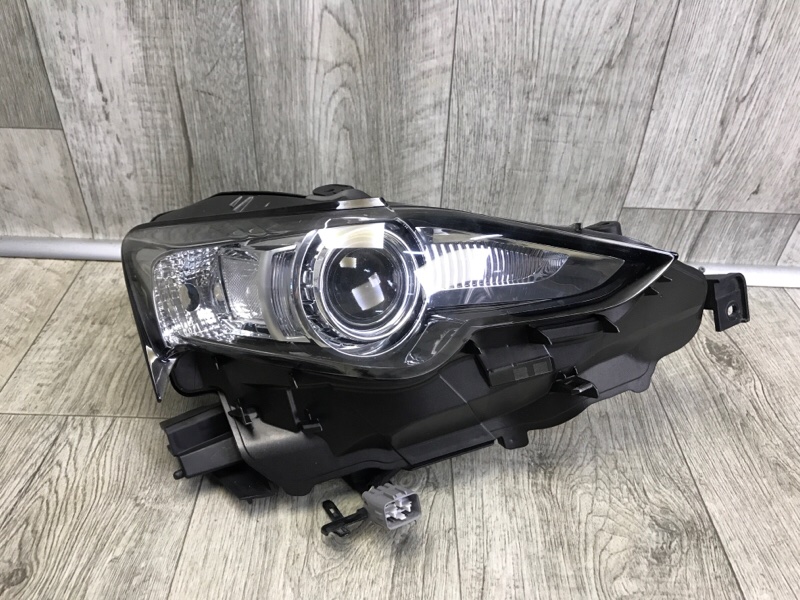 Запчасть фара правая LEXUS IS250/350 13-20 8114553701 Б/У Фара правая LEXUS IS250/350 13-20 8114553701 Б/У