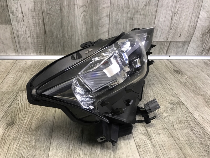Фара правая LEXUS IS250/350 13-20 Фара правая LEXUS IS250/350 13-20