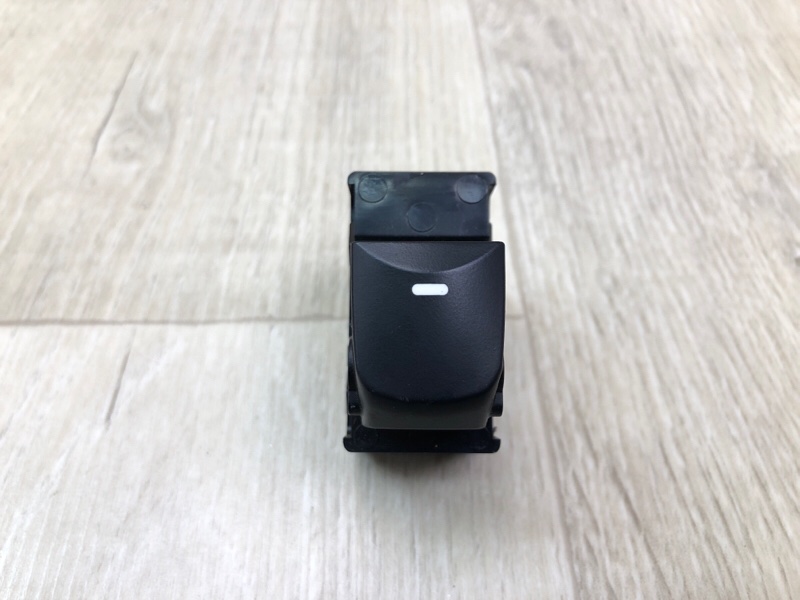 Кнопка стеклоподъемника задняя правая ELANTRA MD 10-15 2014 1.8 G4NB Кнопка стеклоподъемника задняя правая ELANTRA MD 10-15 2014 1.8 G4NB