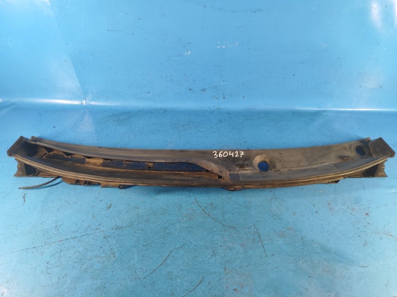 Пластик под лобовое стекло / Жабо NISSAN X-TRAIL/ROGUE T33 20- 2021 2.5 PR25DD 668626RR0A Б/У