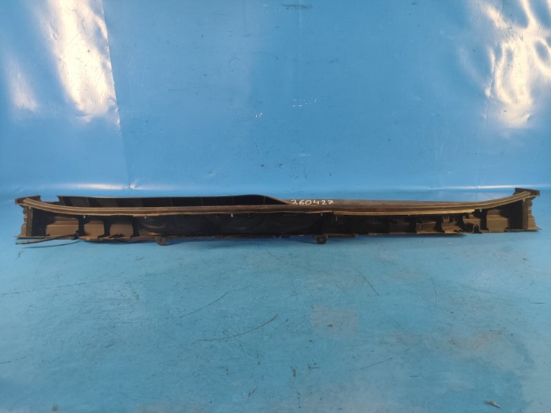 Пластик под лобовое стекло / Жабо X-TRAIL/ROGUE T33 20- 2021 2.5 PR25DD