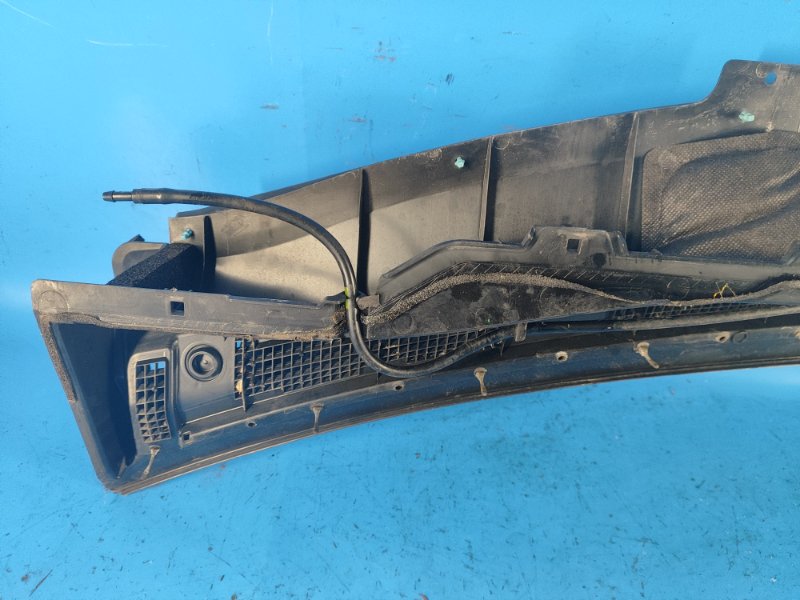 Пластик под лобовое стекло / Жабо X-TRAIL/ROGUE T33 20- 2021 2.5 PR25DD