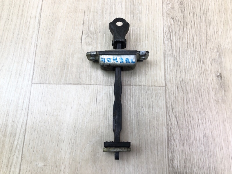 Ограничитель двери задний левый KIA RIO FB 17- 2019 1.6 G4FM 79480-H8000 Б/У