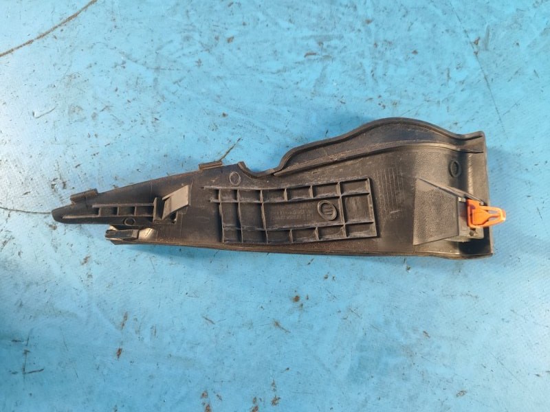 Пластик под лобовое стекло / Жабо правый X-TRAIL/ROGUE T33 20- 2021 2.5 PR25DD Пластик под лобовое стекло / Жабо правый X-TRAIL/ROGUE T33 20- 2021 2.5 PR25DD