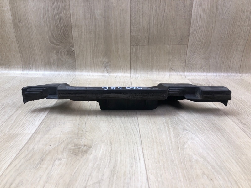 Дефлектор радиатора левый HYUNDAI ACCENT RB 10- 1.6 G4FD Дефлектор радиатора левый HYUNDAI ACCENT RB 10- 1.6 G4FD