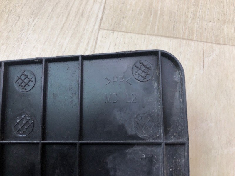 Дефлектор радиатора левый ELANTRA MD 10-15 Дефлектор радиатора левый ELANTRA MD 10-15