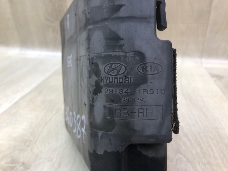 Дефлектор радиатора правый ACCENT RB 10- 2014 1.6 G4FD Дефлектор радиатора правый ACCENT RB 10- 2014 1.6 G4FD