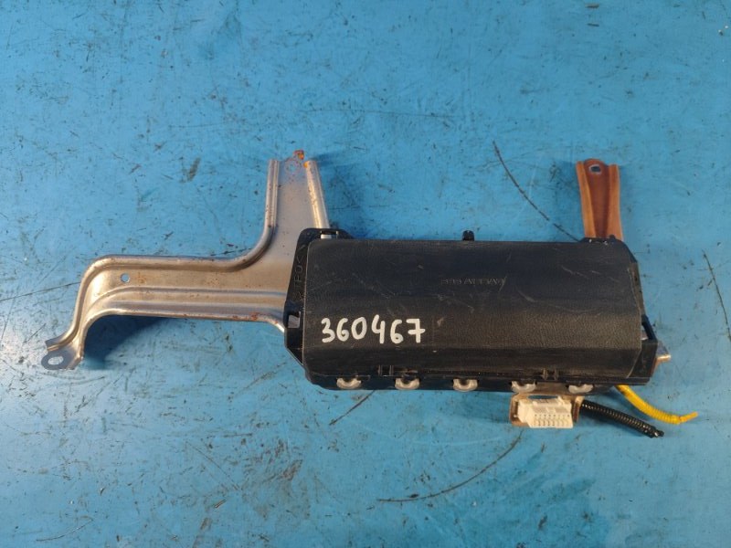 Подушка безопасности в колени левая TOYOTA AVALON 13-18 7390006021C0 Б/У