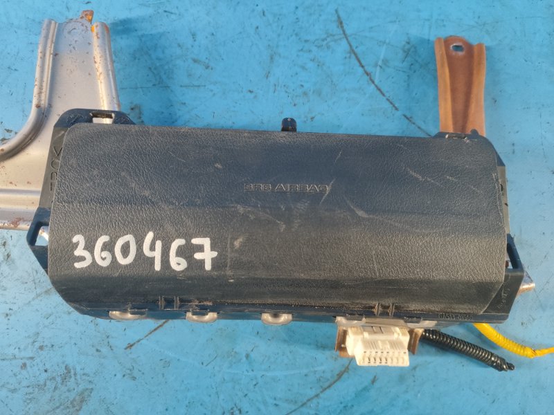 Подушка безопасности в колени левая AVALON 13-18