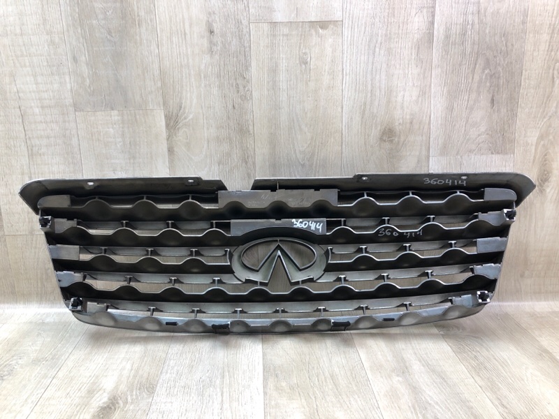 Решетка радиатора FX S50 03-08 Внедорожник