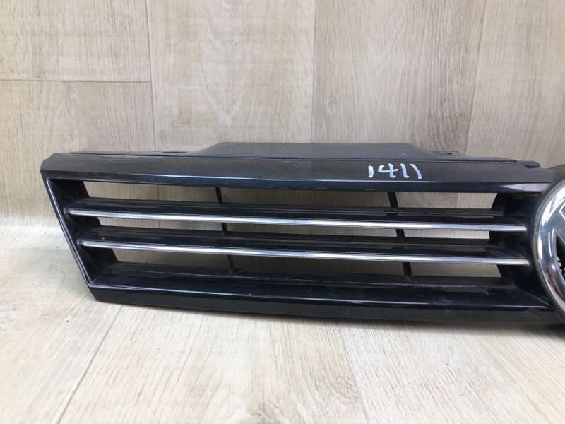 Решетка радиатора VOLKSWAGEN JETTA USA 10-17