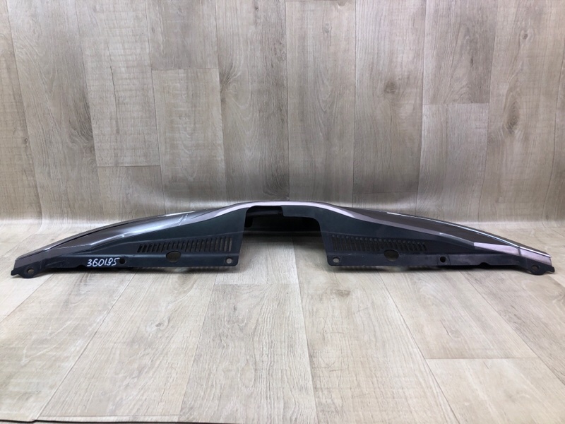 Решетка радиатора TOYOTA SIENNA 11-16 3.5 2GR-FE