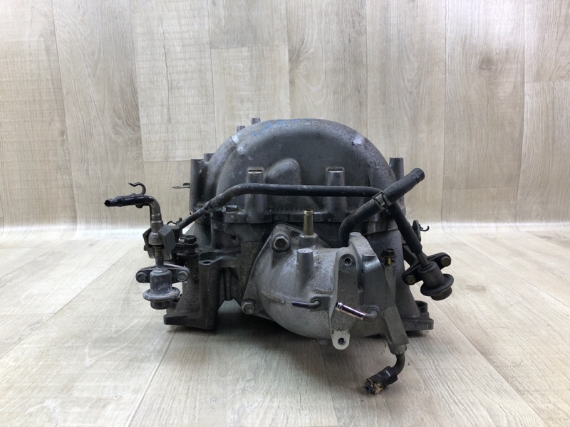 Коллектор впускной FX S50 03-08 2006 VK45DE