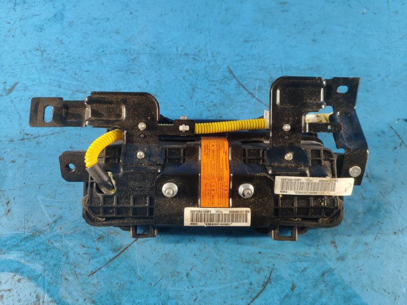 Подушка безопасности в колени левая HYUNDAI I30 GD 12-17 Подушка безопасности в колени левая HYUNDAI I30 GD 12-17