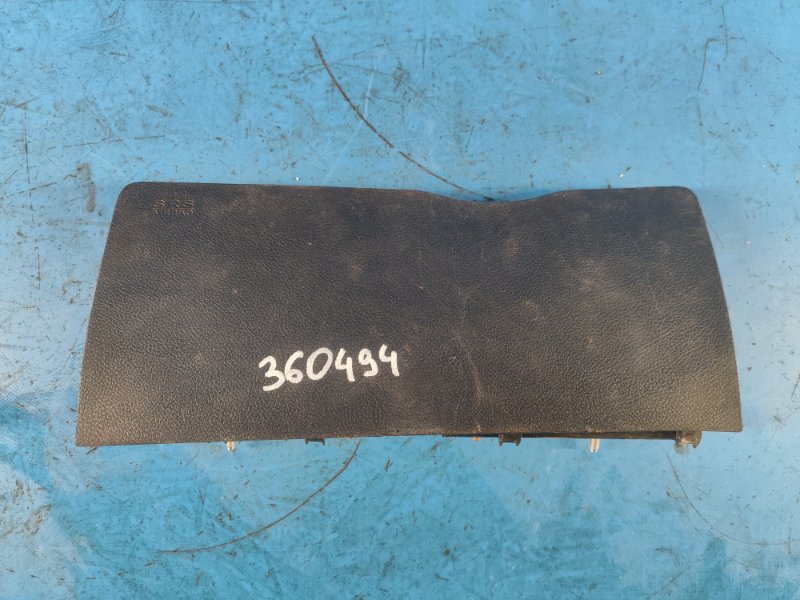 Запчасть подушка безопасности в колени левая JEEP GRAND CHEROKEE 11-22 2016 WK2 ERC 3.6L 5SG32DX9AE Б/У Подушка безопасности в колени левая JEEP GRAND CHEROKEE 11-22 2016 WK2 ERC 3.6L 5SG32DX9AE Б/У