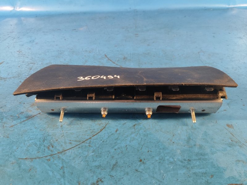 Подушка безопасности в колени левая GRAND CHEROKEE 11-22 2016 WK2 ERC 3.6L Подушка безопасности в колени левая GRAND CHEROKEE 11-22 2016 WK2 ERC 3.6L