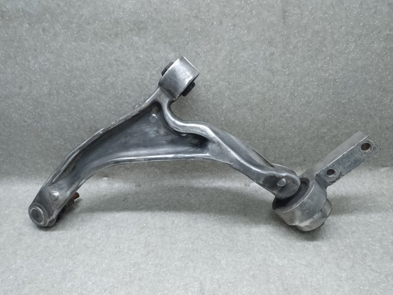 Рычаг передней подвески нижний правый MDX (YD2) 06-13 2008 3.7 J37A1 Рычаг передней подвески нижний правый MDX (YD2) 06-13 2008 3.7 J37A1