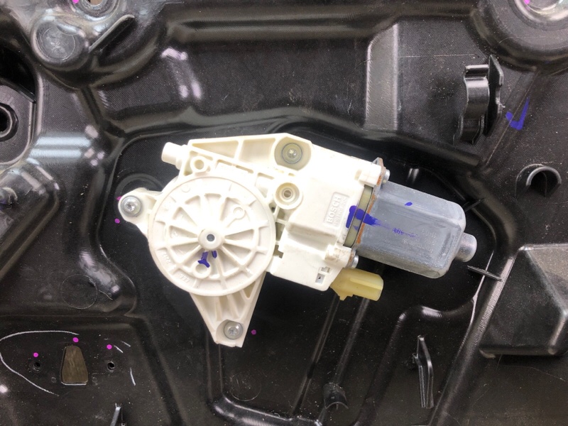 Стеклоподъемник передний правый DODGE JOURNEY 08-20 2.4 ED3