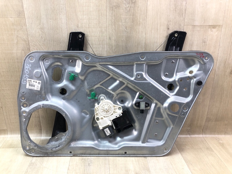 Стеклоподъемник передний правый VOLKSWAGEN TIGUAN 08-17 2012 2.0 CCTA 5N0837462 Б/У