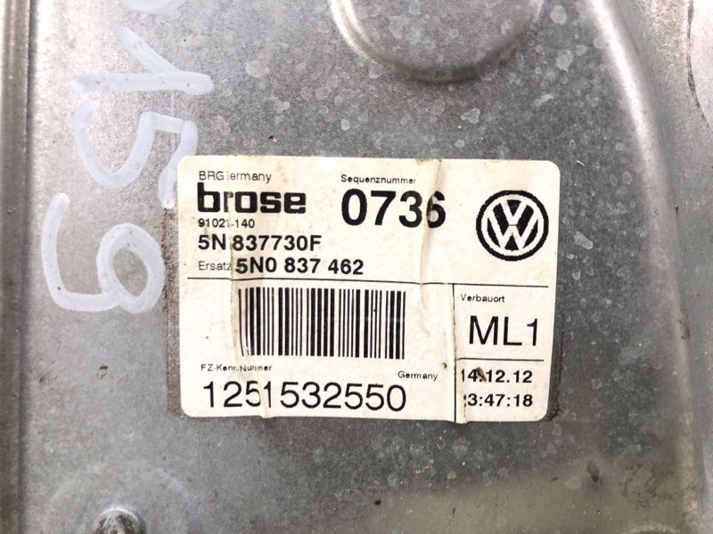 Стеклоподъемник передний правый TIGUAN 08-17 2012 2.0 CCTA