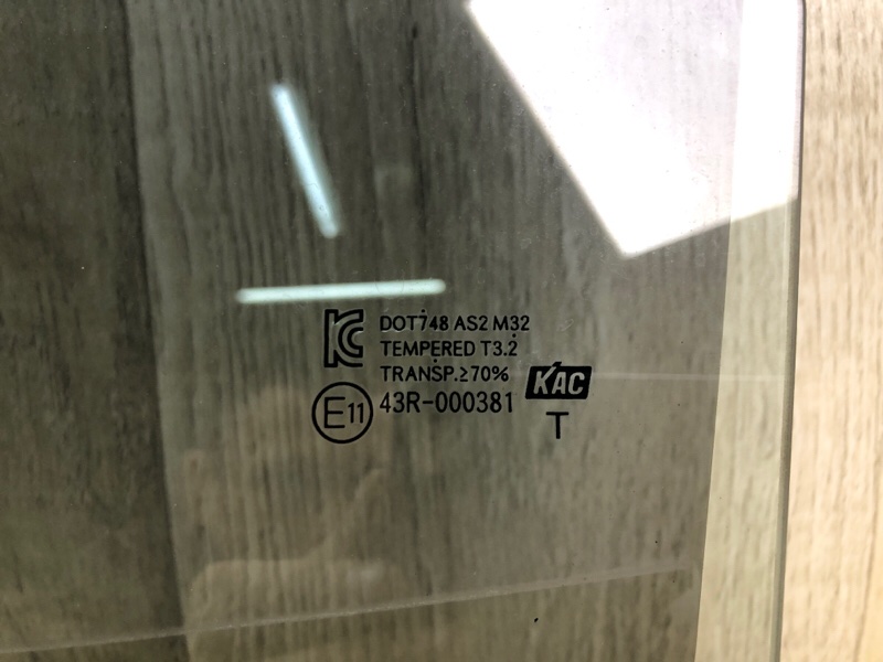 Стекло двери заднее левое HYUNDAI ACCENT RB 10- 1.6 G4FD