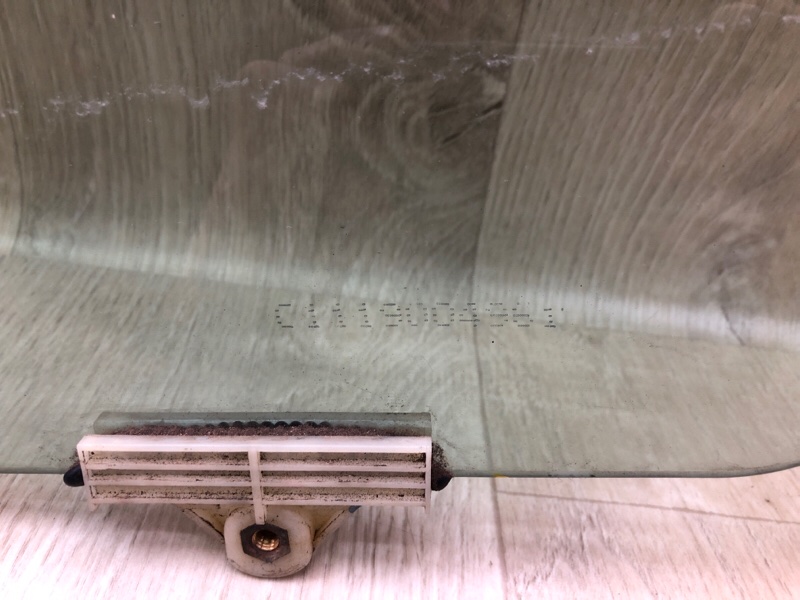 Стекло двери заднее левое ELANTRA MD 10-15 2014 1.8 G4NB