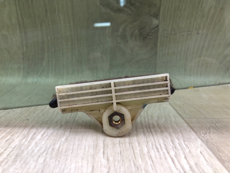 Стекло двери заднее левое ELANTRA MD 10-15 2014 1.8 G4NB