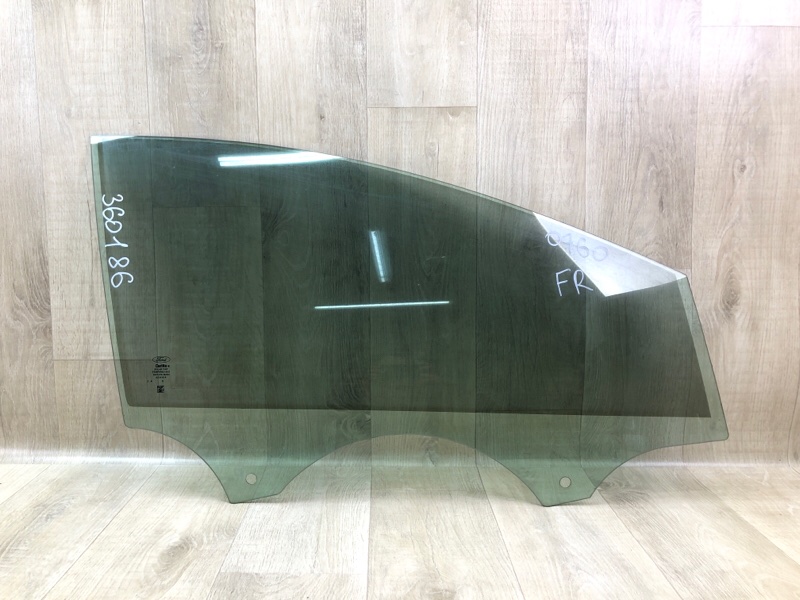 Запчасть стекло двери переднее правое FORD FOCUS 10-18 2014 2.0 C20HDEX CV6Z-5821410-A Б/У Стекло двери переднее правое FORD FOCUS 10-18 2014 2.0 C20HDEX CV6Z-5821410-A Б/У