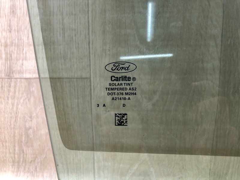 Стекло двери переднее правое FOCUS 10-18 2014 2.0 C20HDEX Стекло двери переднее правое FOCUS 10-18 2014 2.0 C20HDEX
