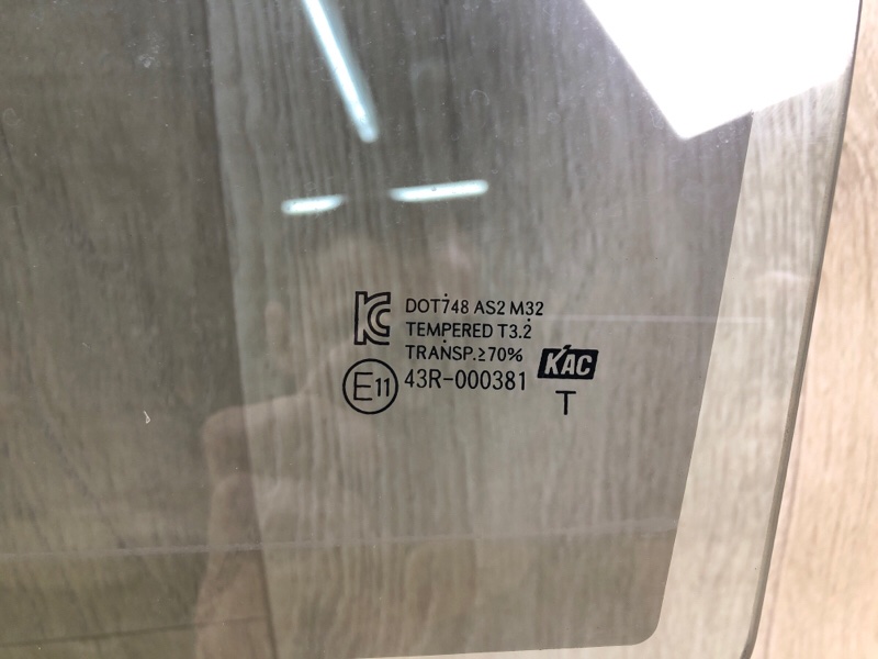 Стекло двери переднее левое ACCENT RB 10- 2014 1.6 G4FD
