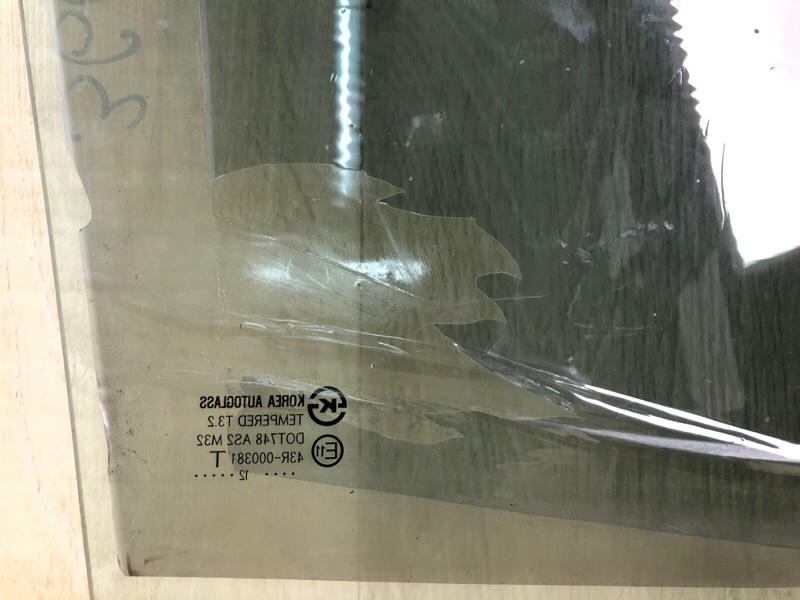 Стекло двери переднее левое ACCENT RB 10- 2013 1.6 G4FD