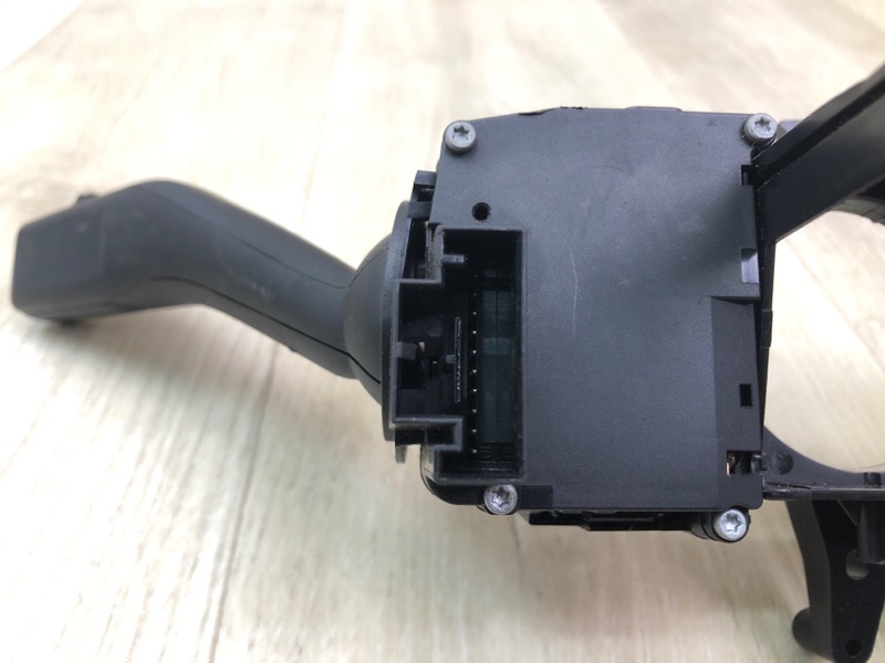 Подрулевой переключатель JETTA USA 10-17