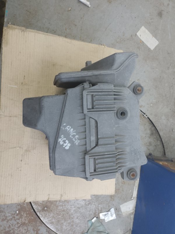 Корпус воздушного фильтра LANCER IX 9 03-07 2004 Седан 2.0