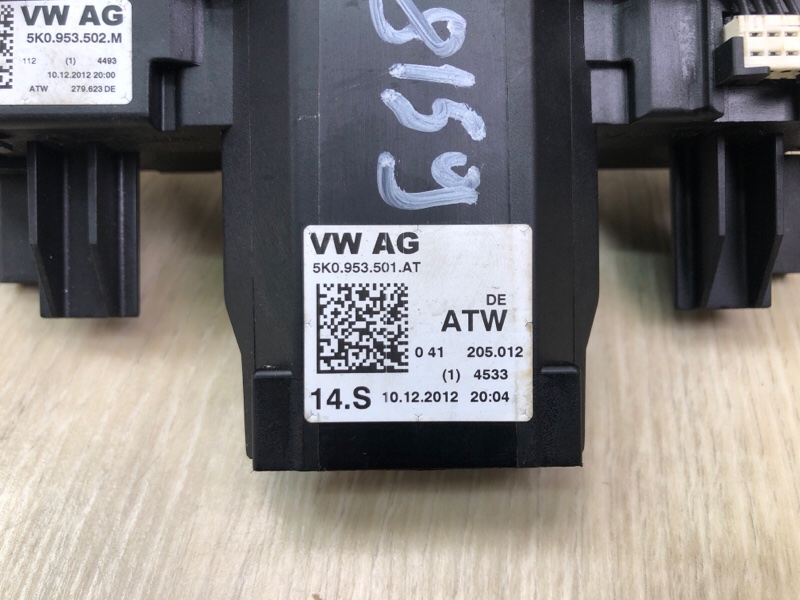 Подрулевой переключатель TIGUAN 08-17 2012 2.0 CCTA