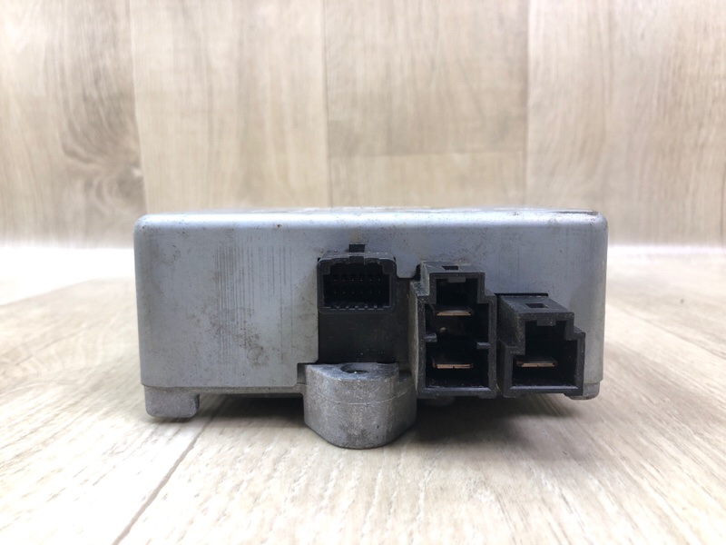 Блок управления электроусилителем руля MITSUBISHI OUTLANDER GF 12- 2.4 4J12 Блок управления электроусилителем руля MITSUBISHI OUTLANDER GF 12- 2.4 4J12