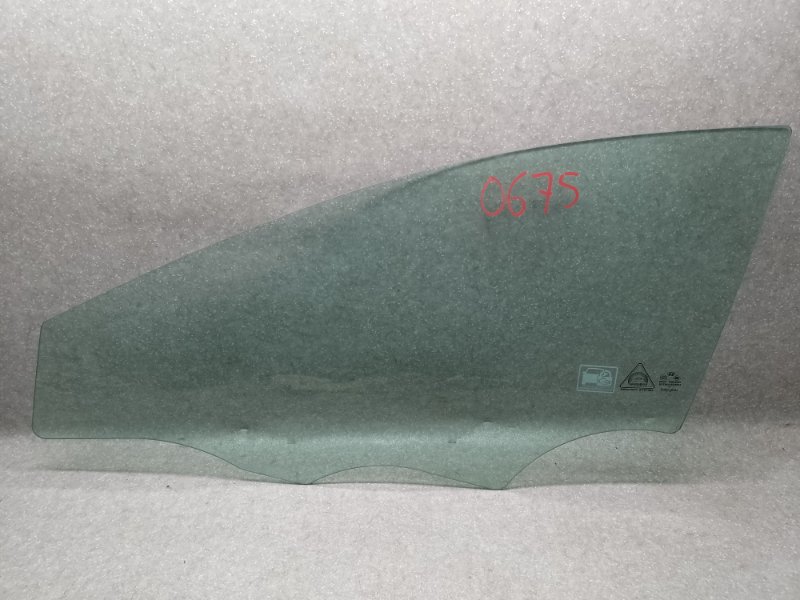 Стекло двери переднее левое HYUNDAI ELANTRA MD 10-15 2015 1.8 G4NB 82411-3X060 Б/У