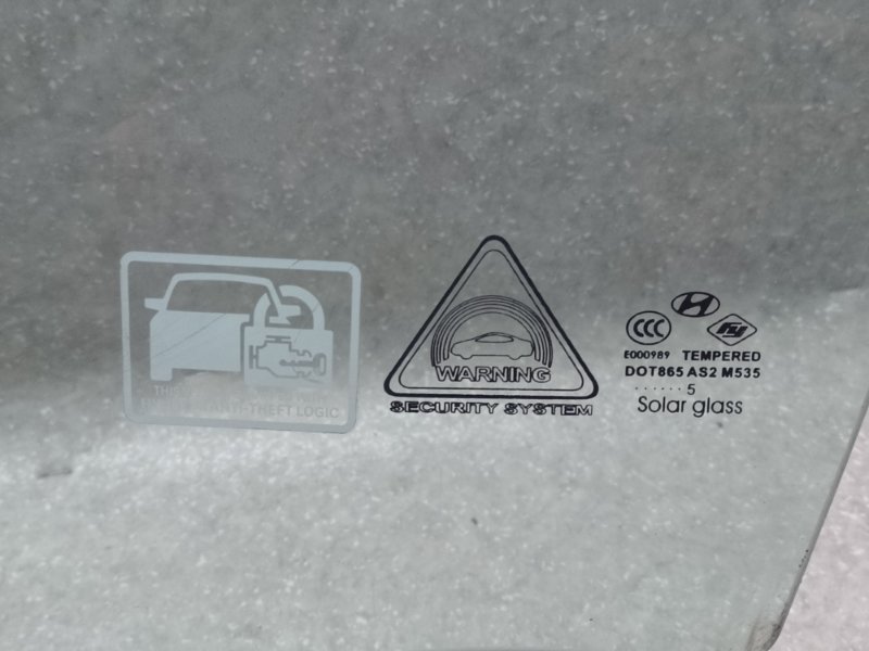 Стекло двери переднее левое ELANTRA MD 10-15 2015 1.8 G4NB