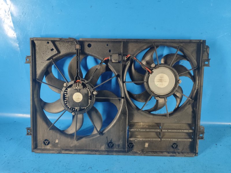 Диффузор вентилятора основного радиатора TIGUAN 08-17 2012 2.0 CCTA Диффузор вентилятора основного радиатора TIGUAN 08-17 2012 2.0 CCTA