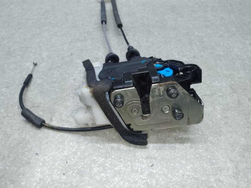 Замок двери передний левый ELANTRA MD 10-15