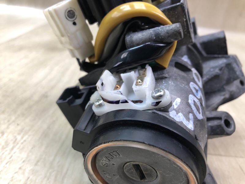 Замок зажигания OUTLANDER GF 12- 2013 2.4 4J12 Замок зажигания OUTLANDER GF 12- 2013 2.4 4J12