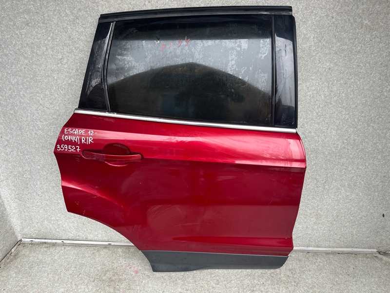 Дверь задняя правая ESCAPE 12-19 2014 T16HDTX