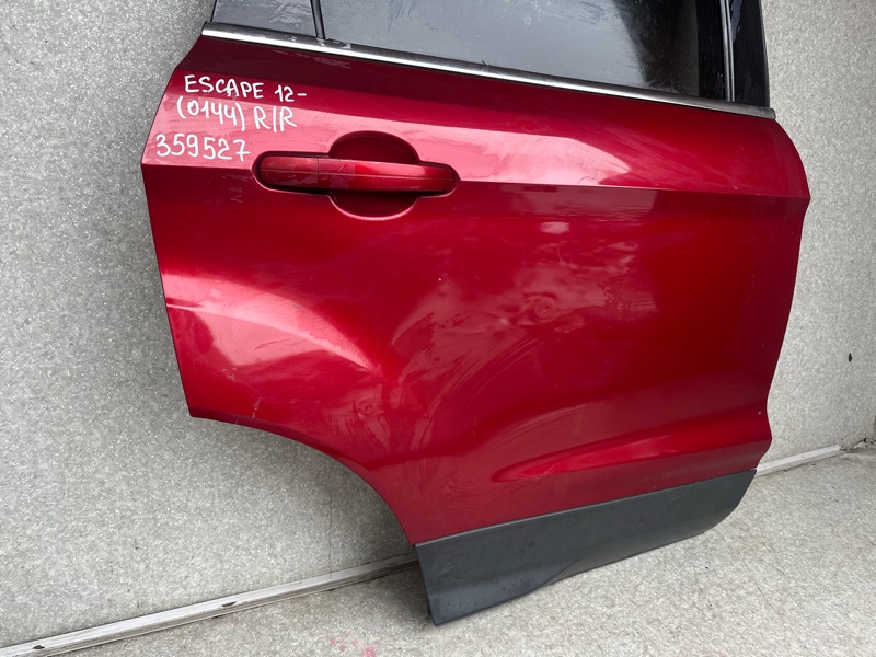 Дверь задняя правая FORD ESCAPE 12-19 T16HDTX
