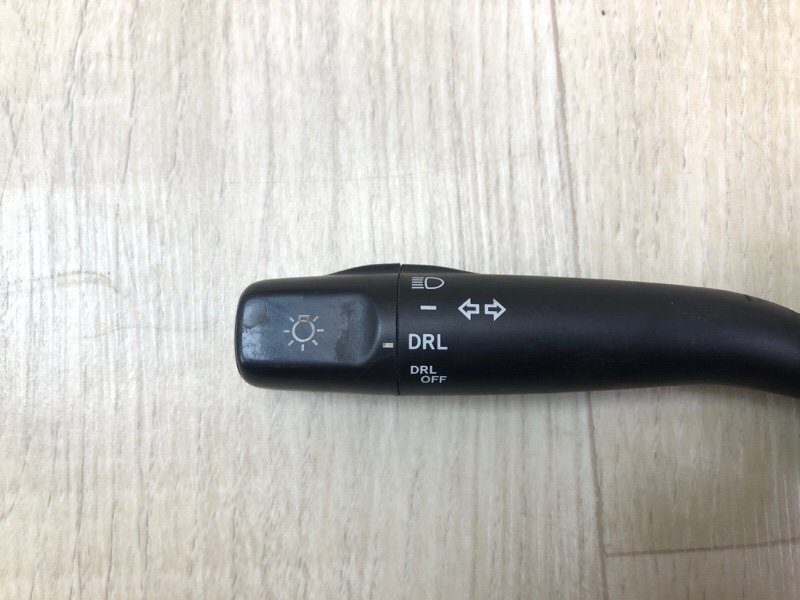 Подрулевой переключатель левый CAMRY 30 02-06 2002 3.0 1MZFE
