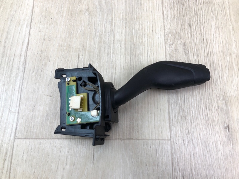 Подрулевой переключатель левый ESCAPE 12-19 2018 T15HDTX