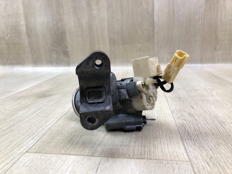 Замок зажигания CAMRY 30 02-06 2002 3.0 1MZFE