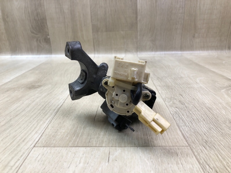 Замок зажигания CAMRY 30 02-06 2002 3.0 1MZFE