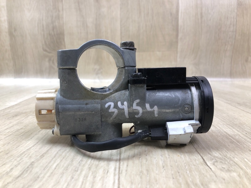 Замок зажигания ROGUE 08-15 2010 2.5 QR25DE