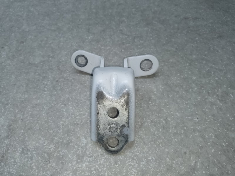 Петля двери нижняя задняя левая SONATA YF 10-14 2011 2.4 G4KK Петля двери нижняя задняя левая SONATA YF 10-14 2011 2.4 G4KK