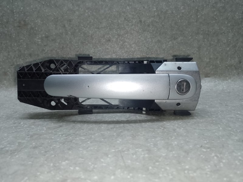Ручка двери наружная передняя левая VOLKSWAGEN JETTA USA 10-17 2010 CBTA 2.5L 5N0837205F Б/У