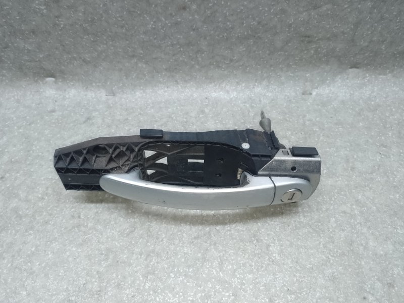 Ручка двери наружная передняя левая JETTA USA 10-17 2010 CBTA 2.5L